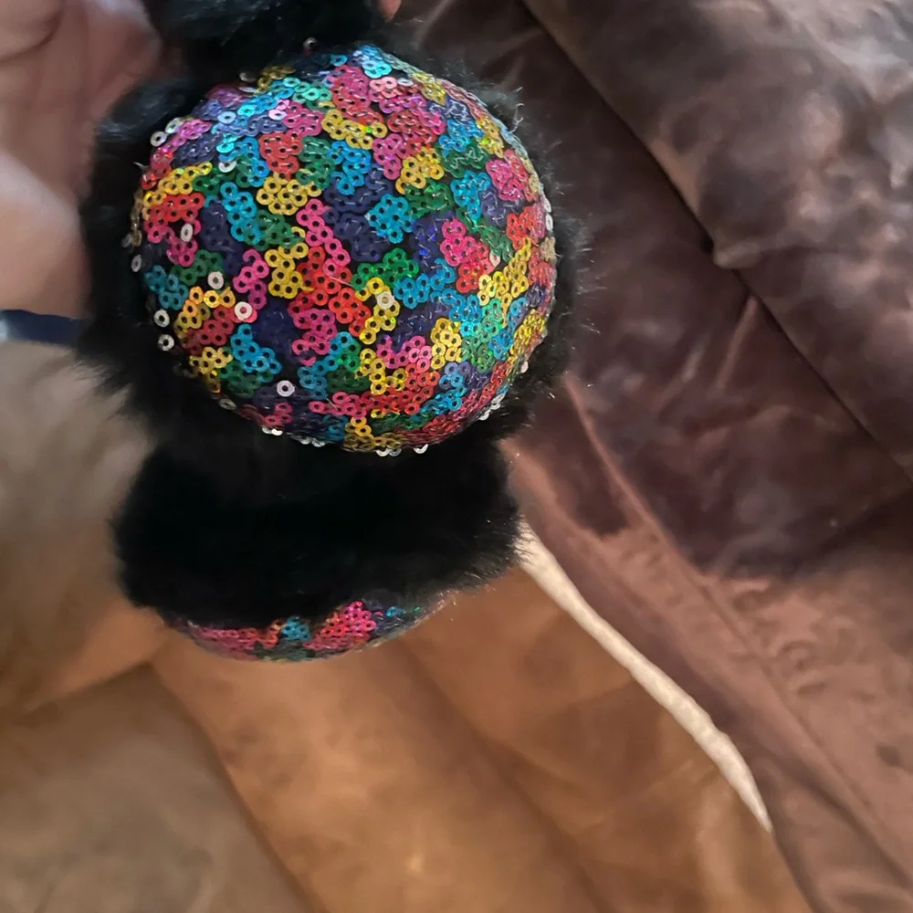 Sparkle Soft Girls Cat Style Ear Muffs - Picture 4 of 4